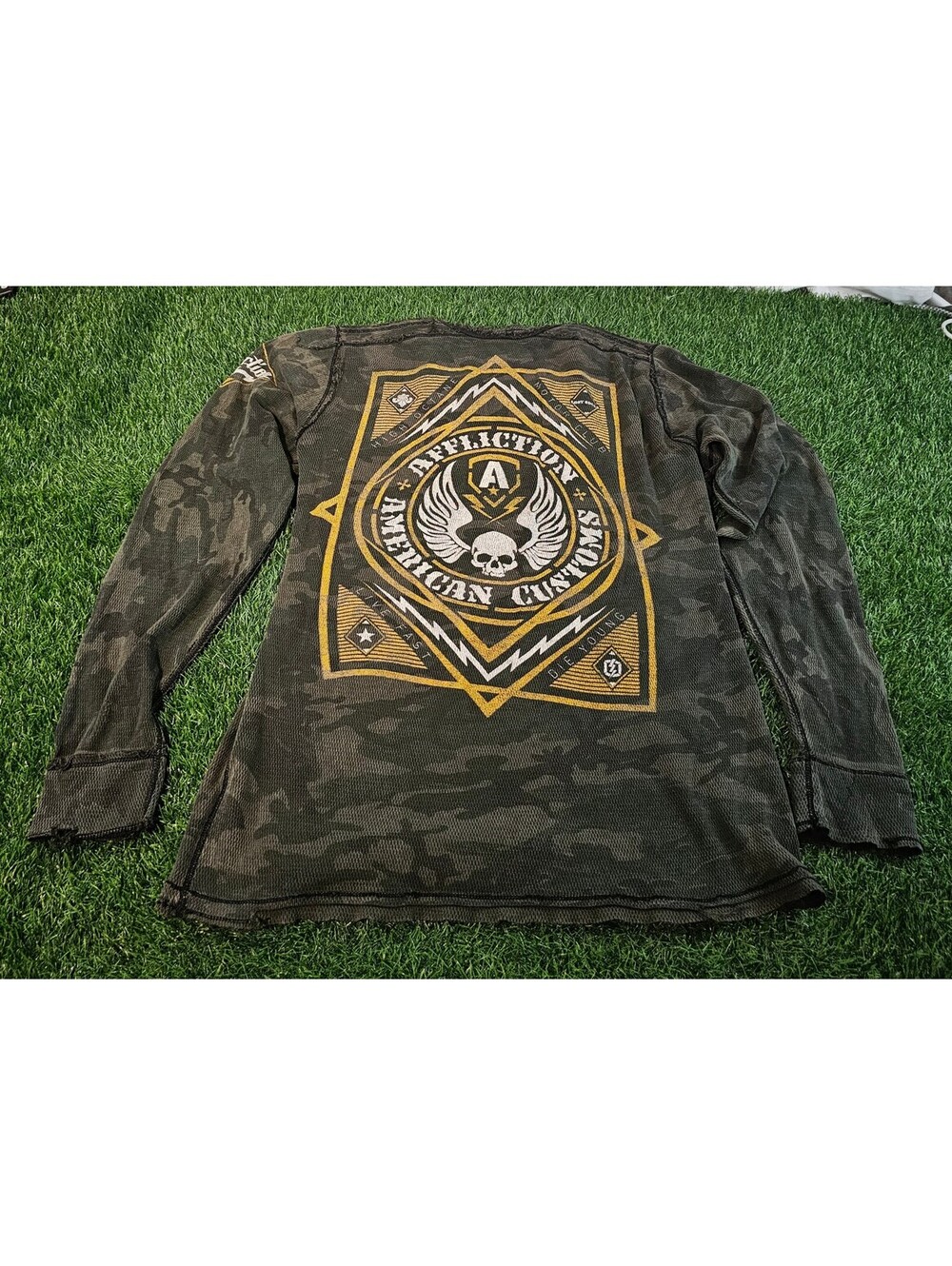 Thrashed Affliction Long Sleeve Thermal Shirt with Graphic Skull Design